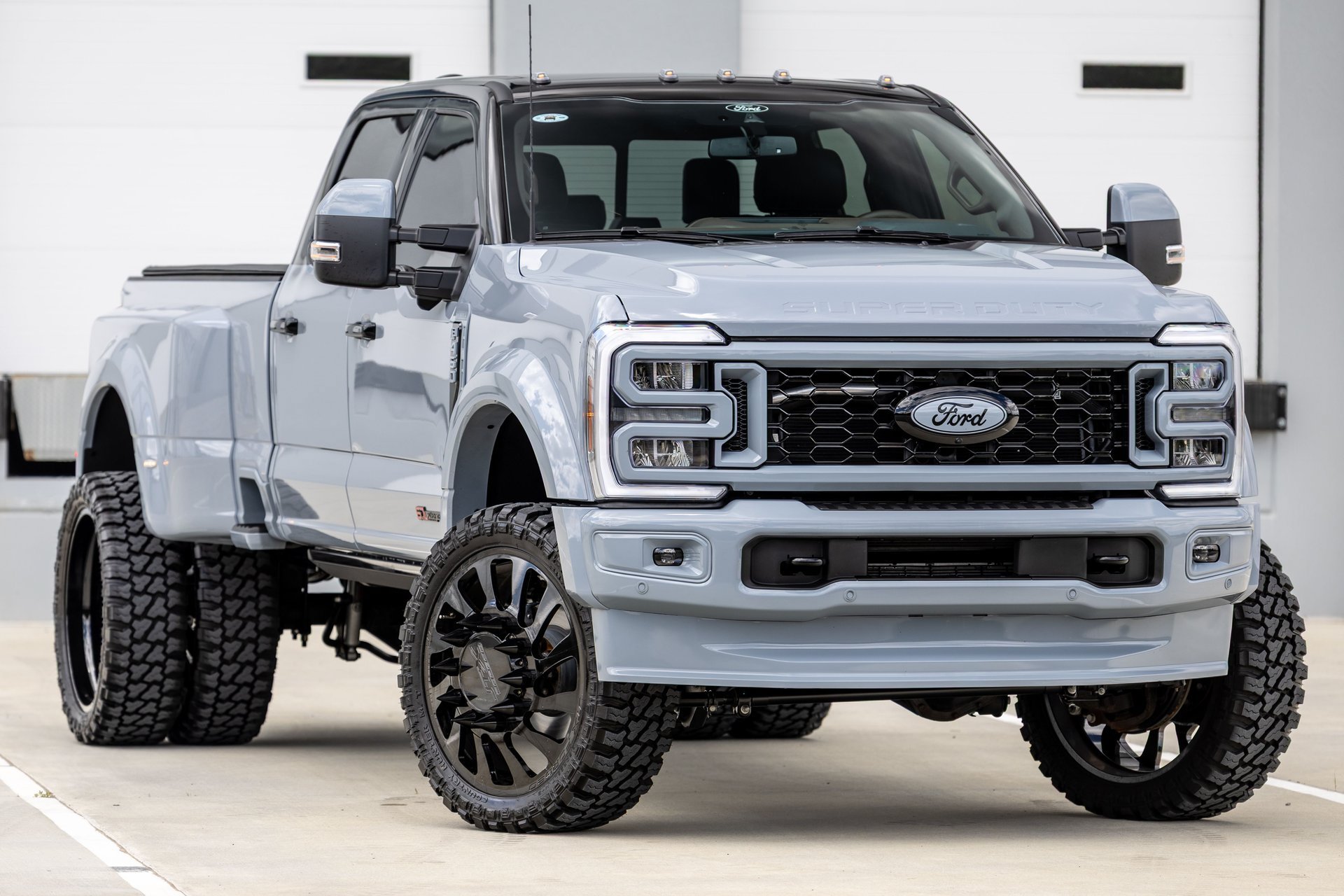Used 2025 Ford F450 King Ranch w/ Chrome Package AWD/4WD image 3