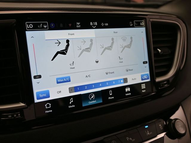 New 2026 Chrysler Voyager LX image 33