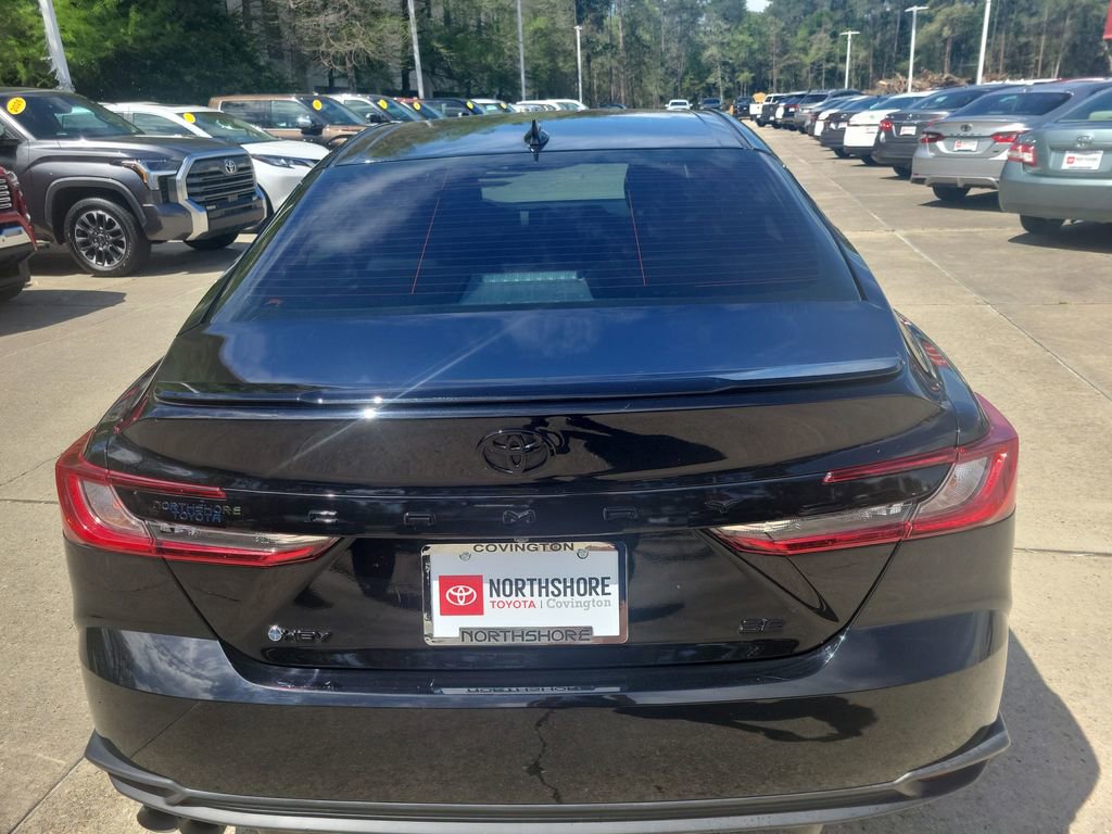 Certified 2025 Toyota Camry SE w/ Convenience Package FWD image 5