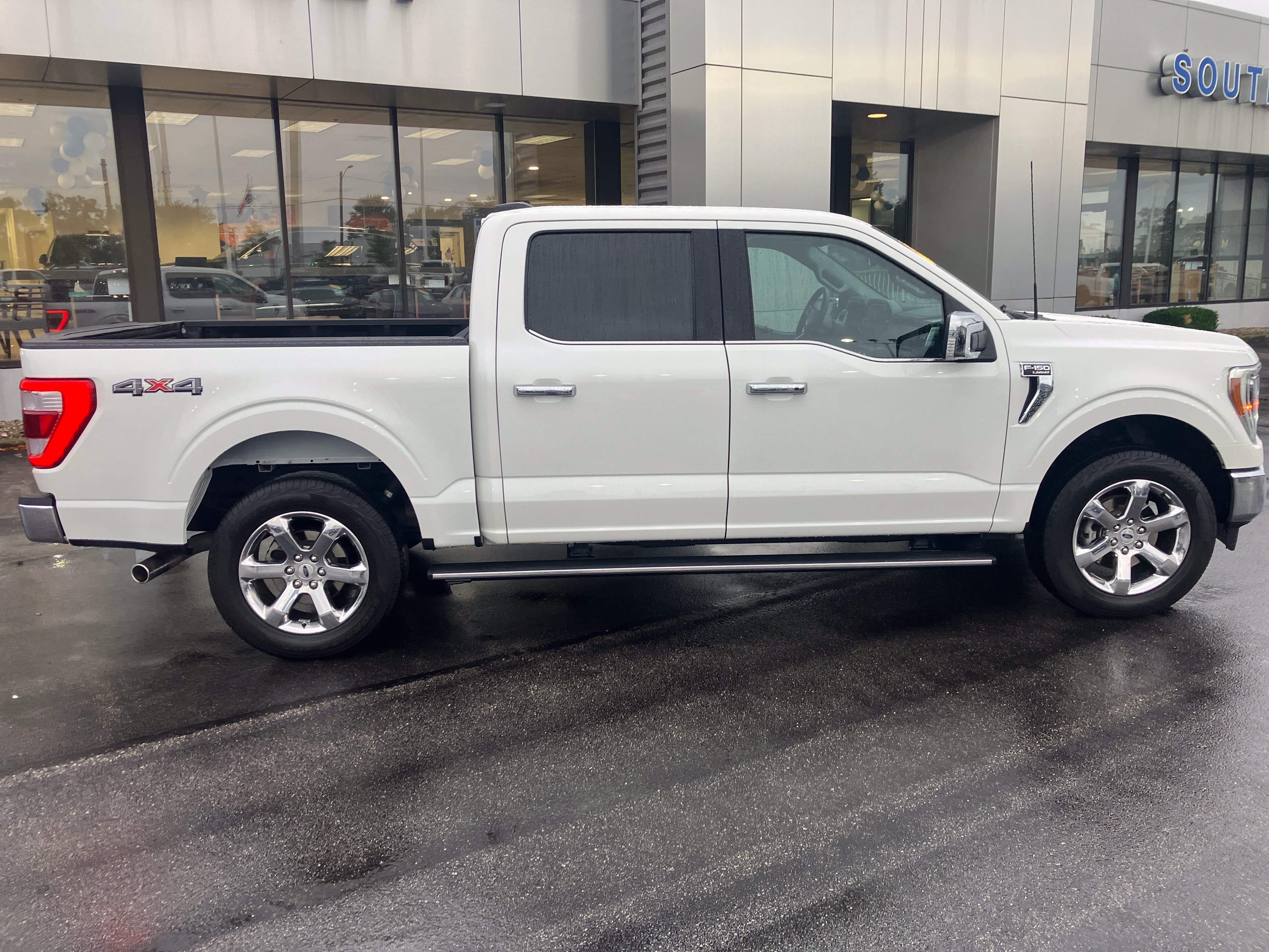 Used 2023 Ford F150 Lariat w/ Equipment Group 502A High AWD/4WD image 8