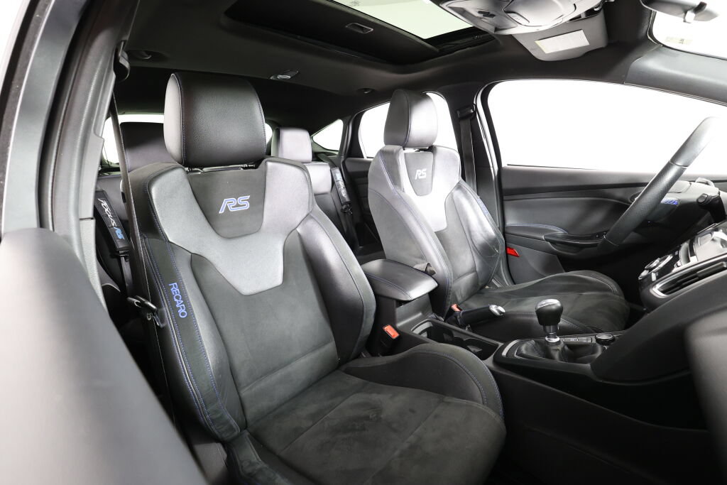 Used 2016 Ford Focus RS AWD/4WD image 24