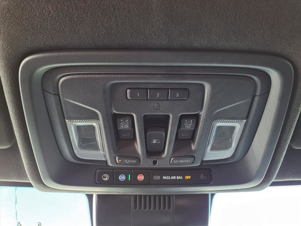 Used 2024 GMC Sierra 1500 Denali Ultimate image 12