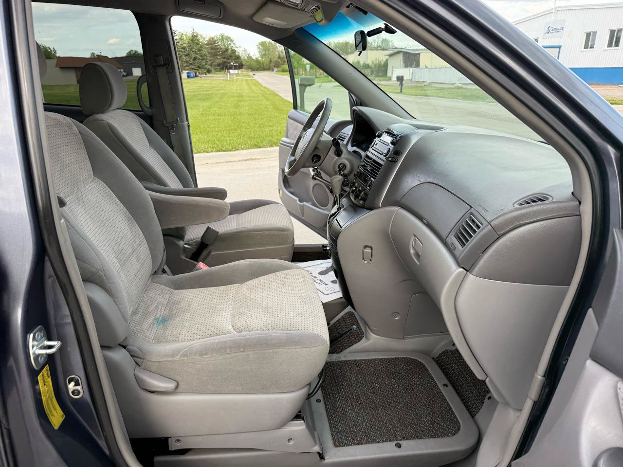 Used 2007 Toyota Sienna CE FWD image 24