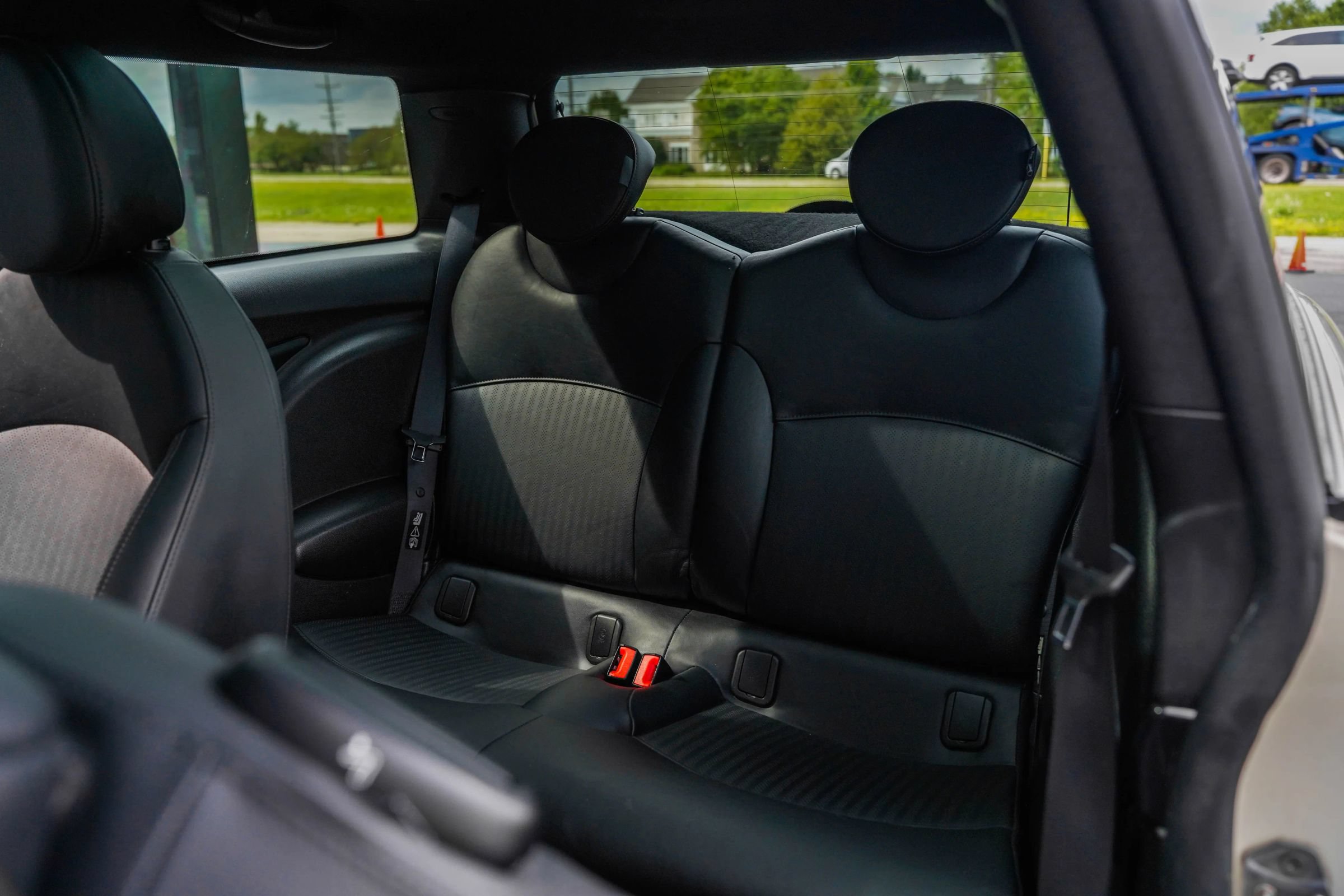 Used 2011 MINI Cooper John Cooper Works FWD image 23