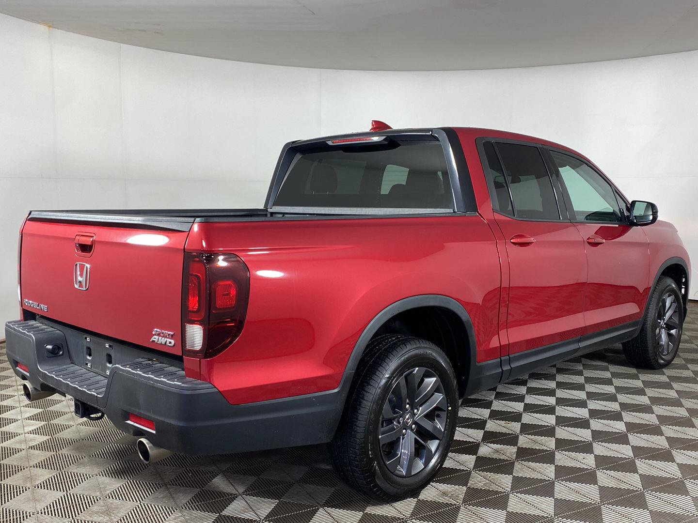 Used 2023 Honda Ridgeline Sport image 5