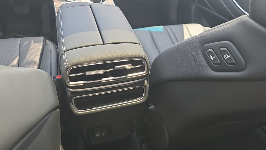 New 2026 Genesis GV80 2.5T Select AWD/4WD image 11
