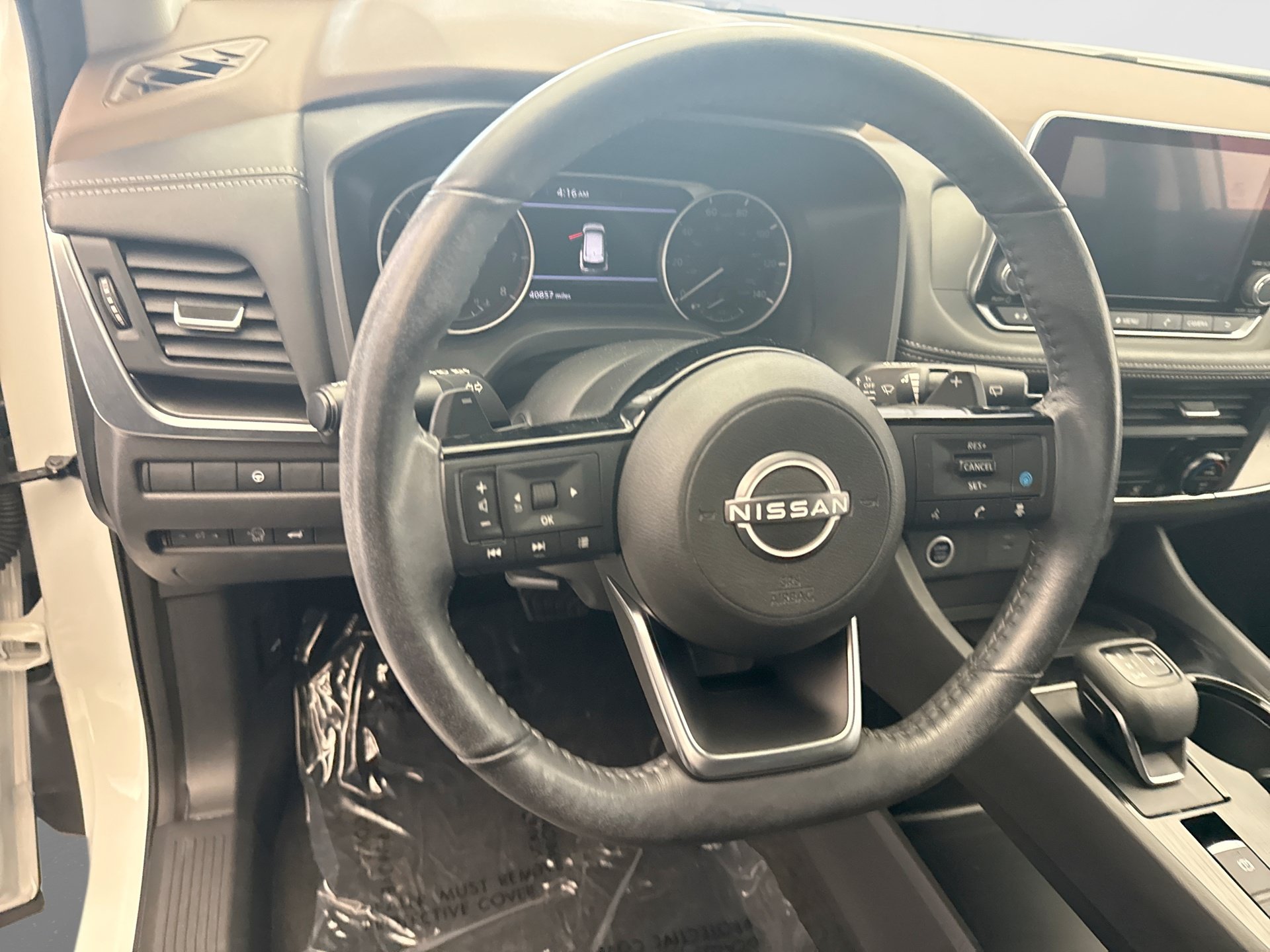 Used 2023 Nissan Rogue SV w/ SV Premium B Package AWD/4WD image 12