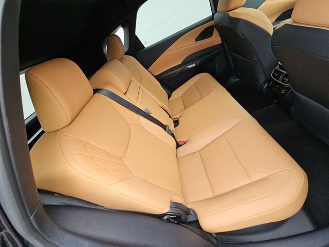 Used 2024 Lexus RX 350 Premium w/ Accessory Package (Z1) FWD image 30