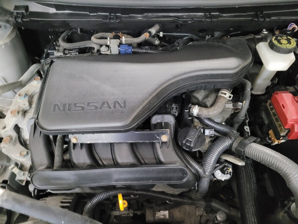 Used 2018 Nissan Rogue Sport S image 30