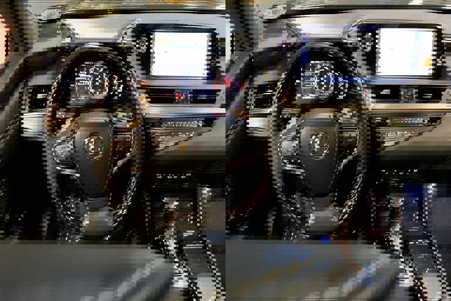 Used 2019 Lexus ES 350 w/ Luxury Package image 5