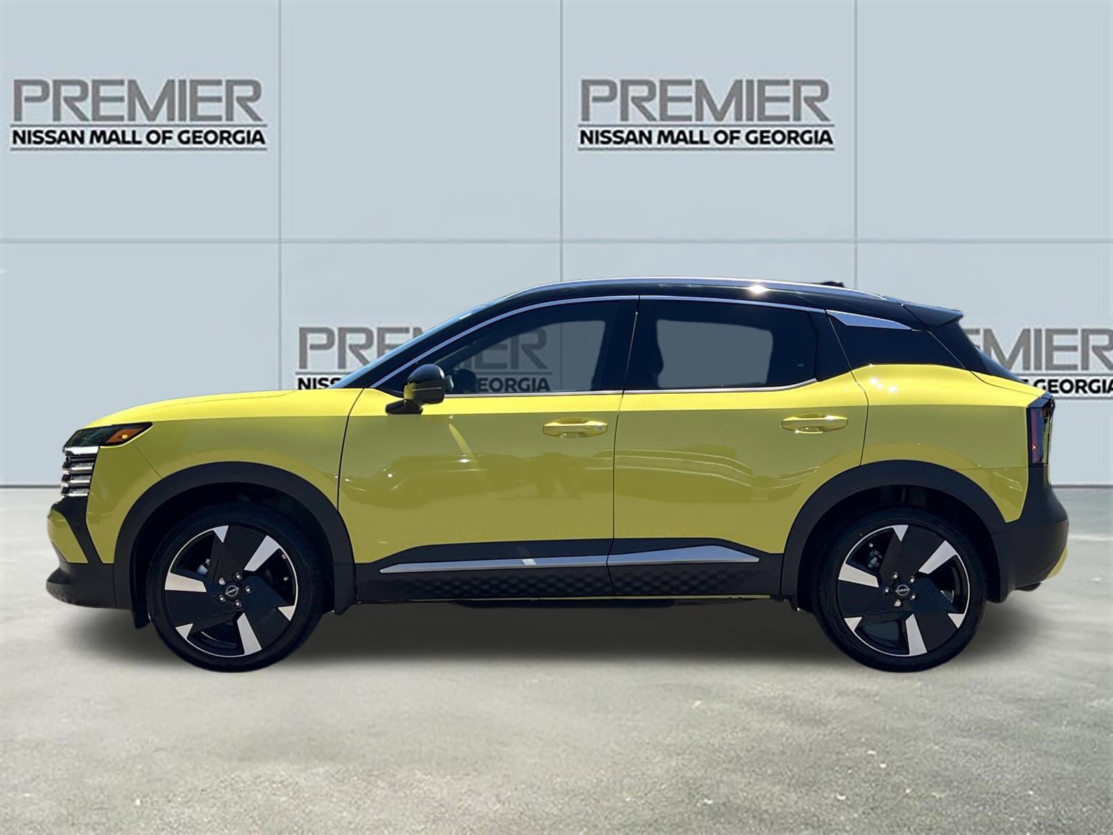 Certified 2025 Nissan Kicks SR AWD/4WD image 21