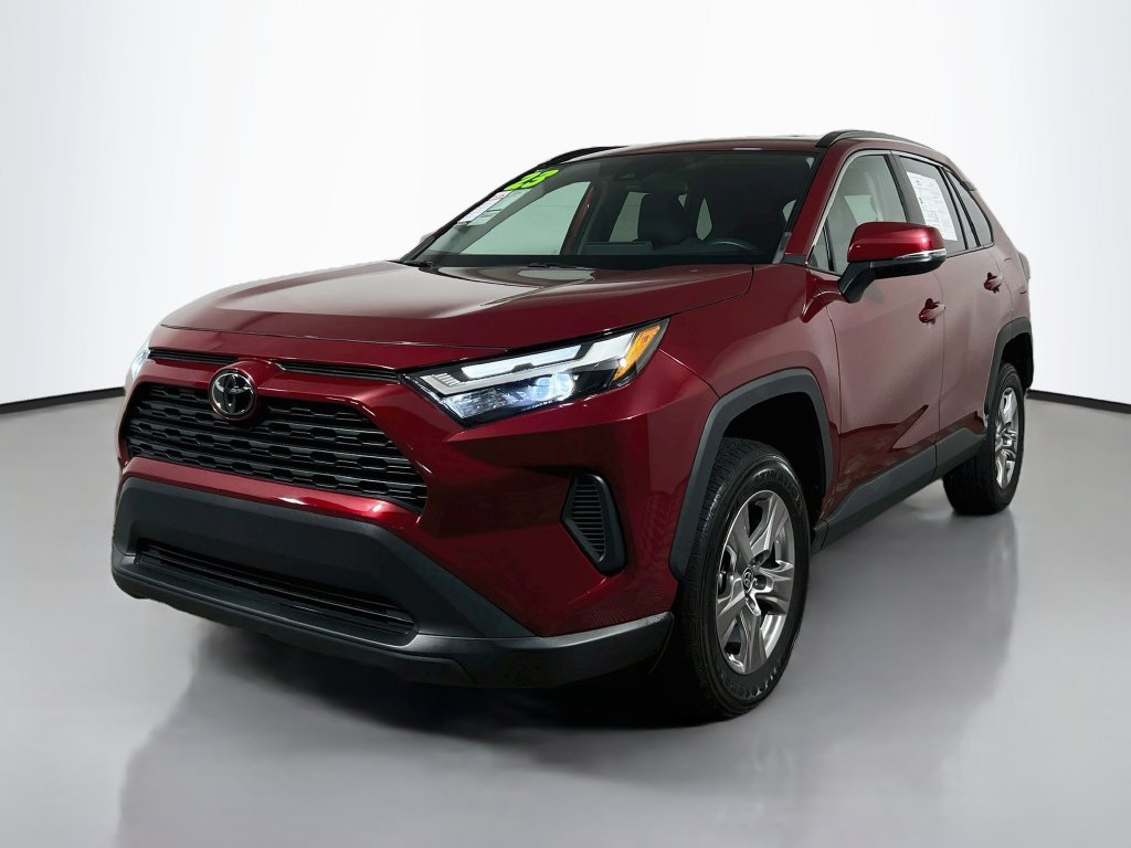 Used 2023 Toyota RAV4 XLE FWD image 7