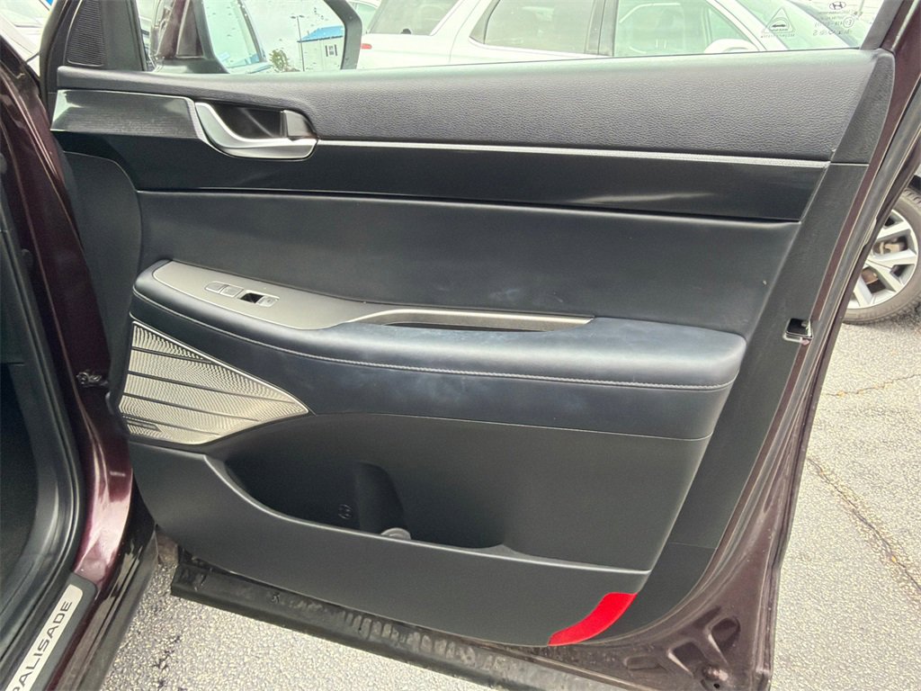 Used 2021 Hyundai Palisade Limited image 14