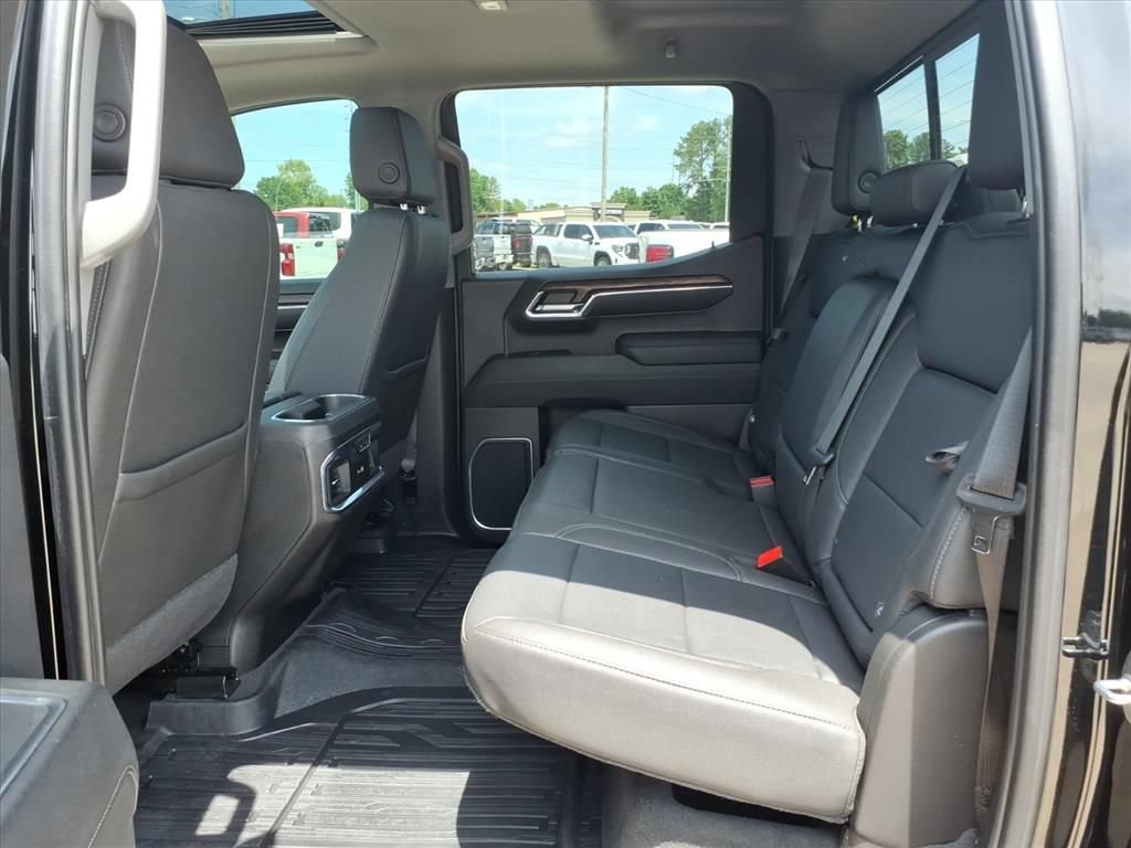 Used 2024 GMC Sierra 1500 SLT w/ SLT Premium Package AWD/4WD image 20