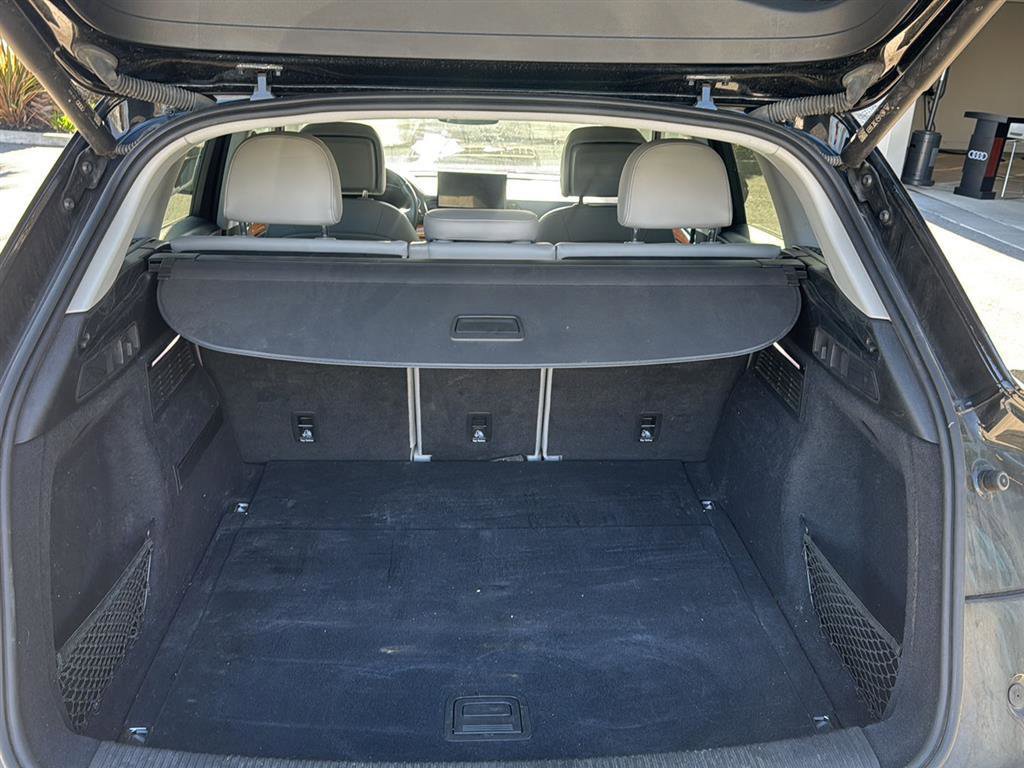 Used 2023 Audi Q5 2.0T Premium Plus w/ Premium Plus Package image 15