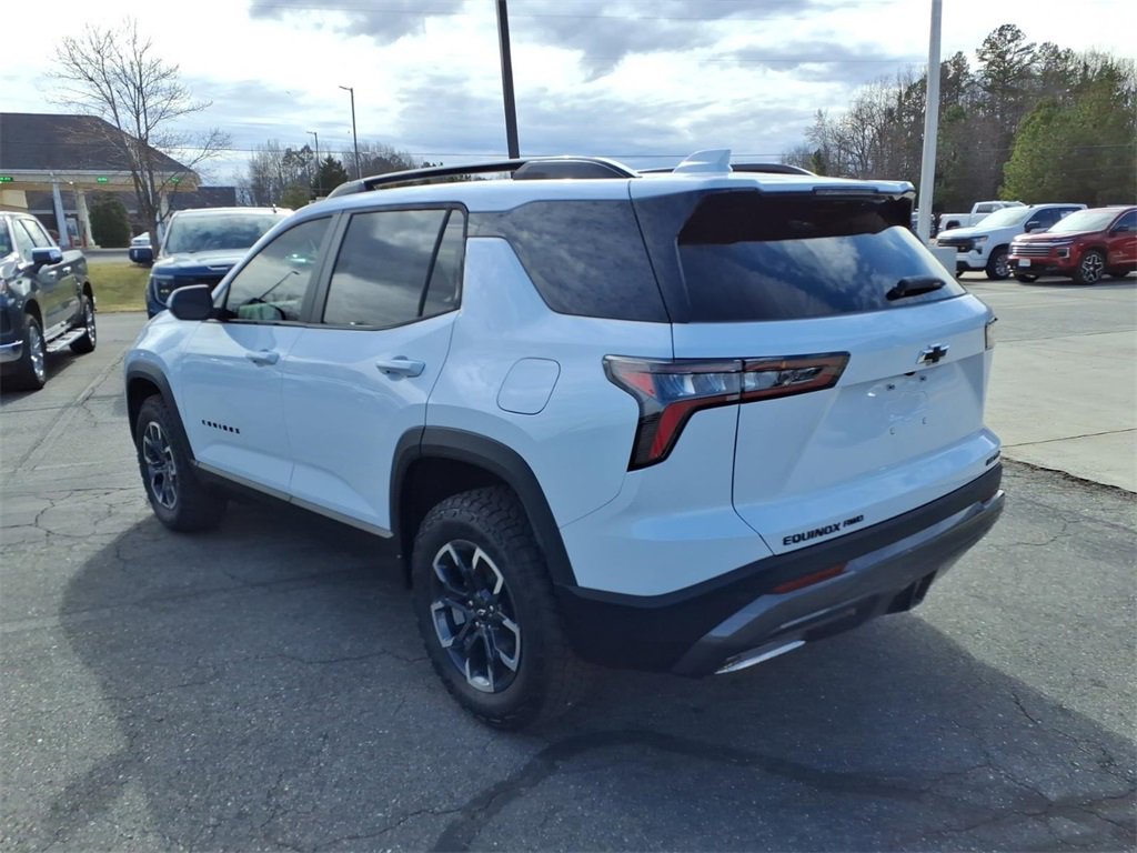 New 2026 Chevrolet Equinox ACTIV image 3