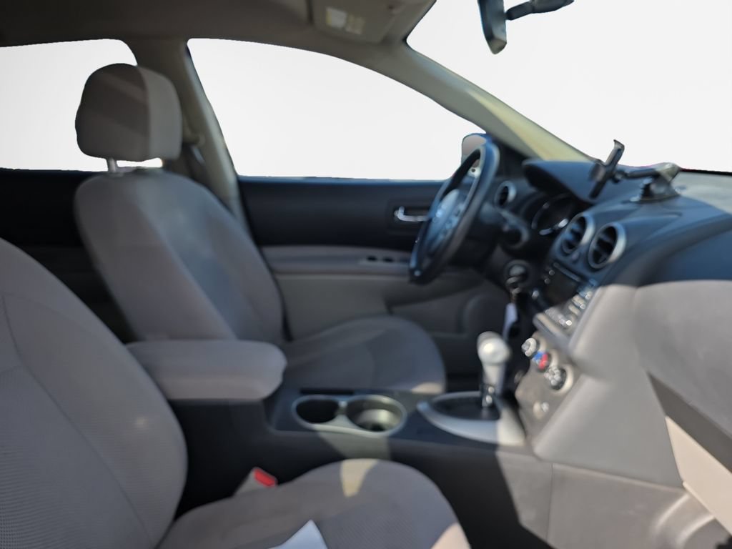 Used 2015 Nissan Rogue S w/ Convenience Package AWD/4WD image 24
