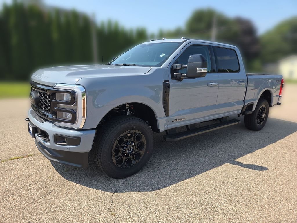 New 2026 Ford F250 Lariat w/ Black Appearance Package AWD/4WD 360° Tour