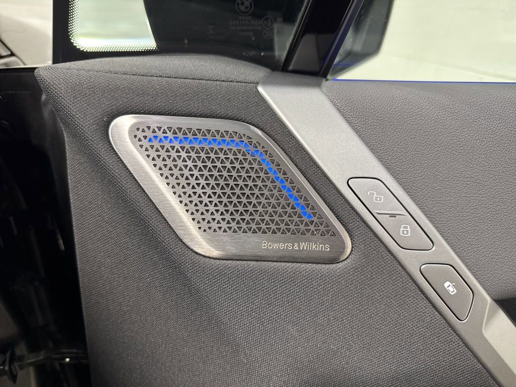 Used 2025 BMW iX M60 image 45