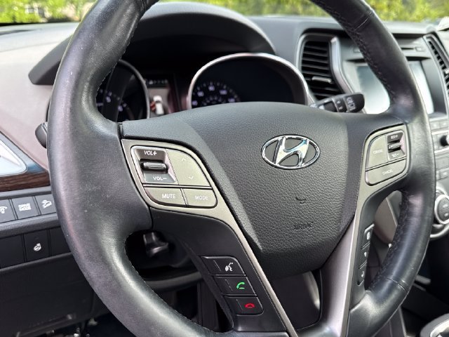Used 2017 Hyundai Santa Fe Sport w/ 2.4L Tech Package 04 AWD/4WD image 14