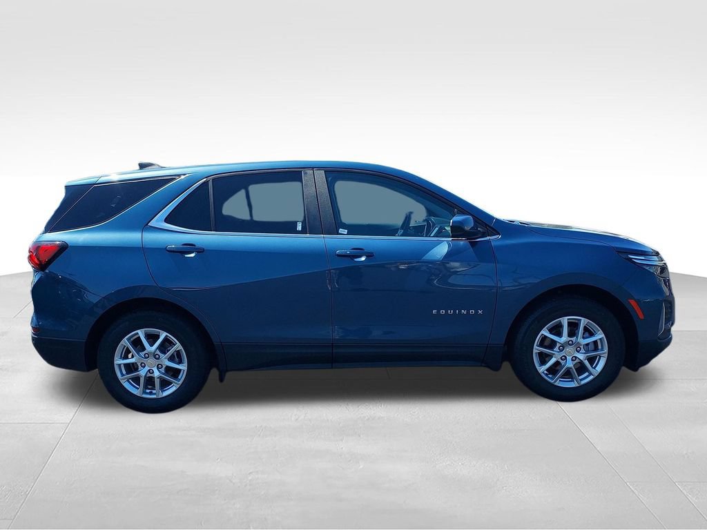 Used 2024 Chevrolet Equinox LT FWD image 6