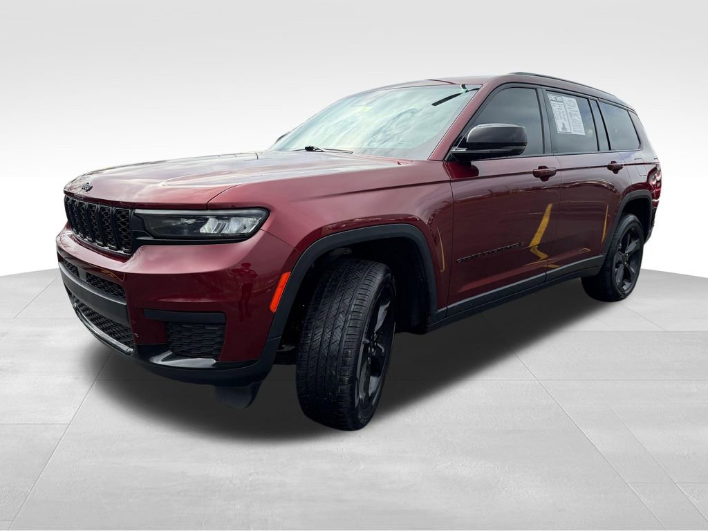 Used 2023 Jeep Grand Cherokee L Laredo image 3