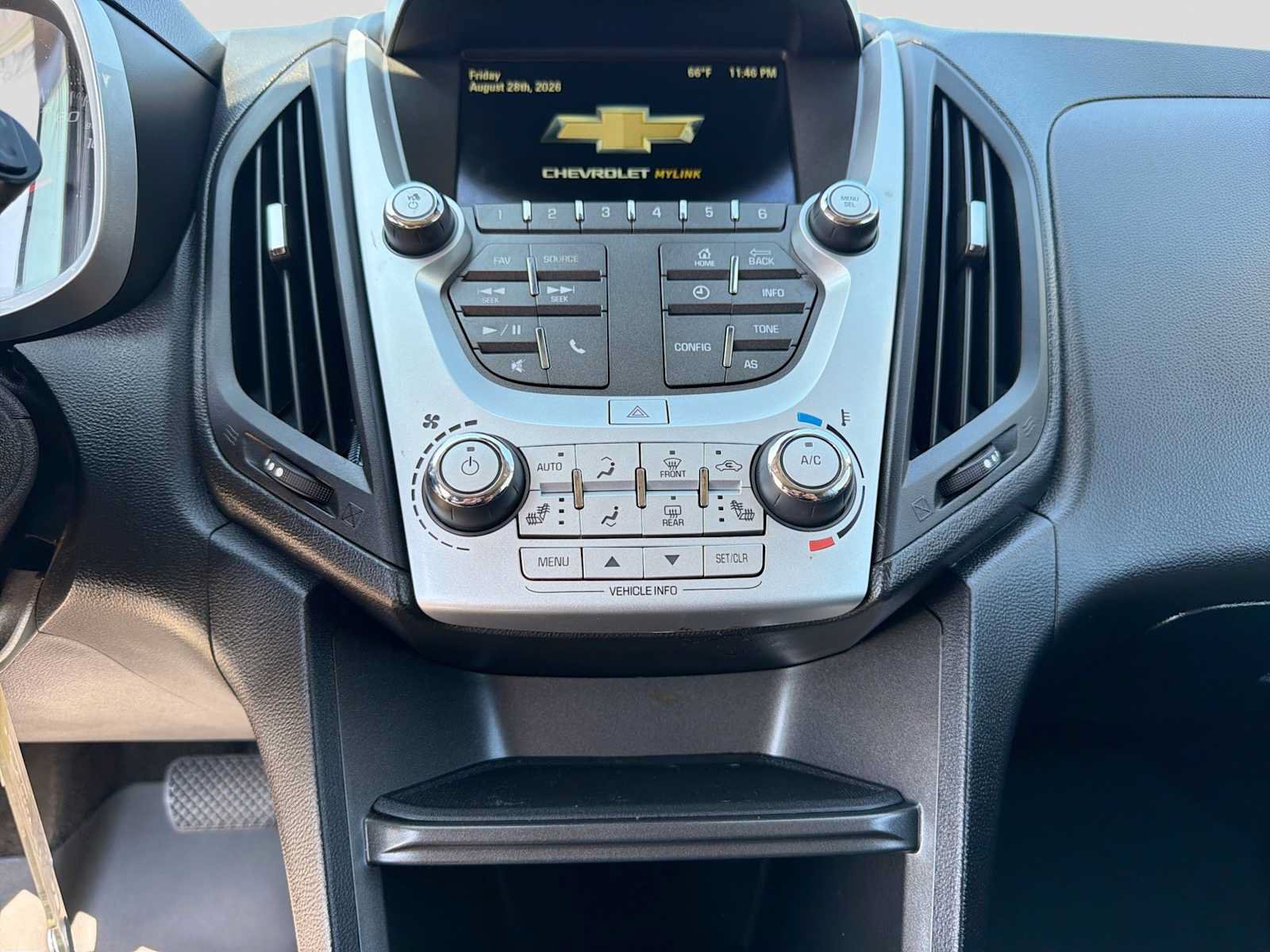 Used 2017 Chevrolet Equinox LT w/ Midnight Edition FWD image 26