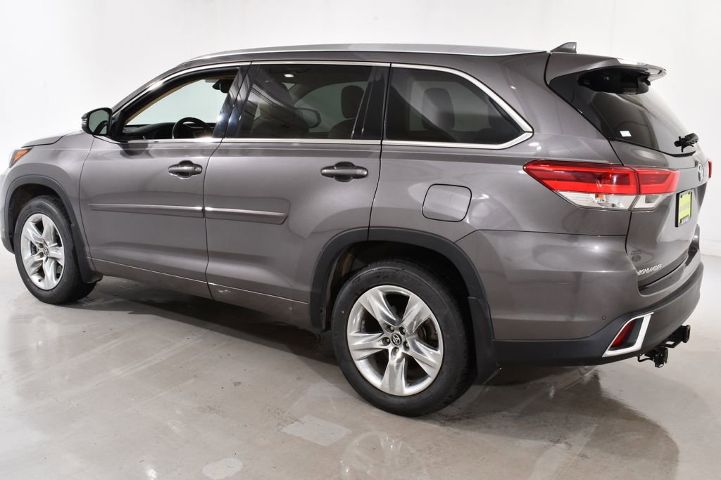 Used 2017 Toyota Highlander Limited FWD image 15