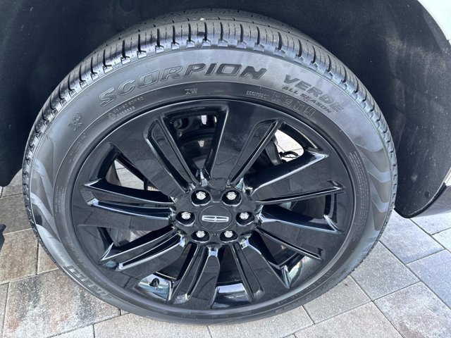 Certified 2024 Lincoln Navigator L Reserve image 36