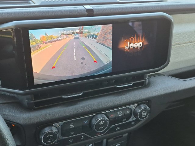 New 2026 Jeep Wrangler Unlimited Sport AWD/4WD image 18