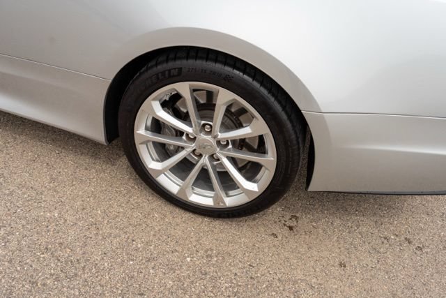 Used 2017 Cadillac ATS V w/ Luxury Package RWD image 11