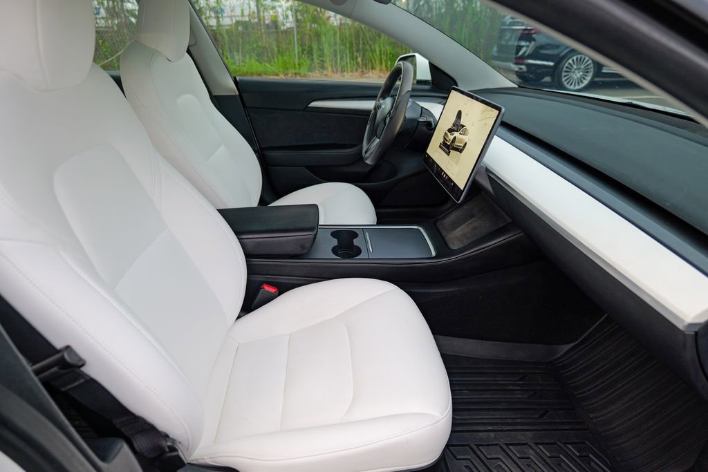 Used 2023 Tesla Model 3 Standard Range RWD image 31
