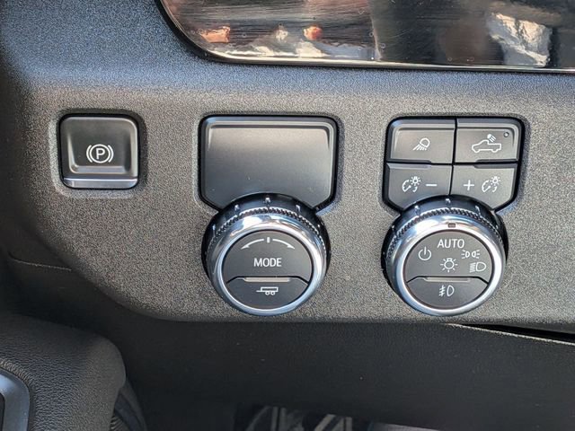 Used 2025 GMC Sierra 1500 SLT RWD image 17