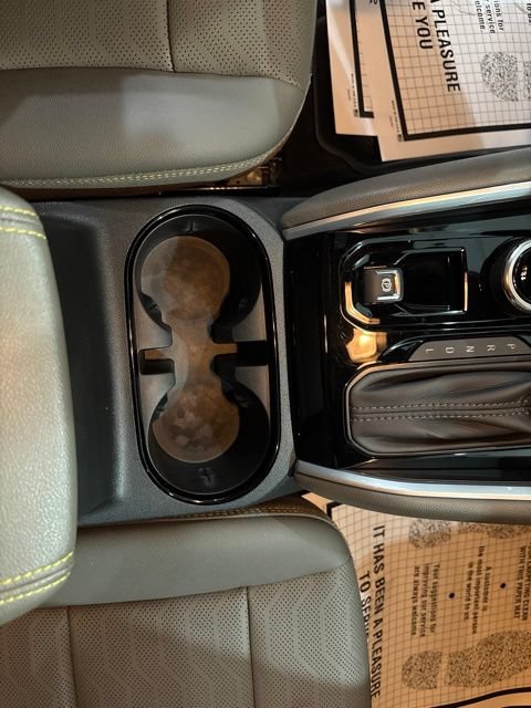 Used 2025 Chevrolet Colorado ZR2 w/ Technology Package AWD/4WD image 24