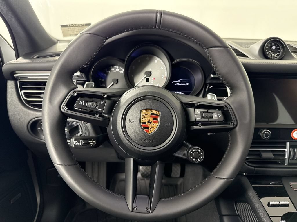 New 2026 Porsche Macan S AWD/4WD image 35