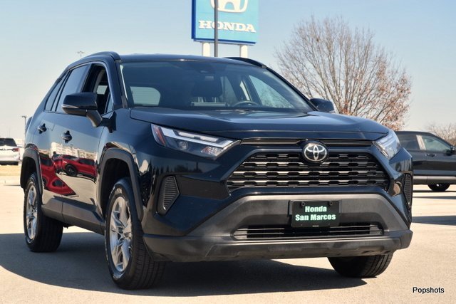 Used 2024 Toyota RAV4 XLE image 2