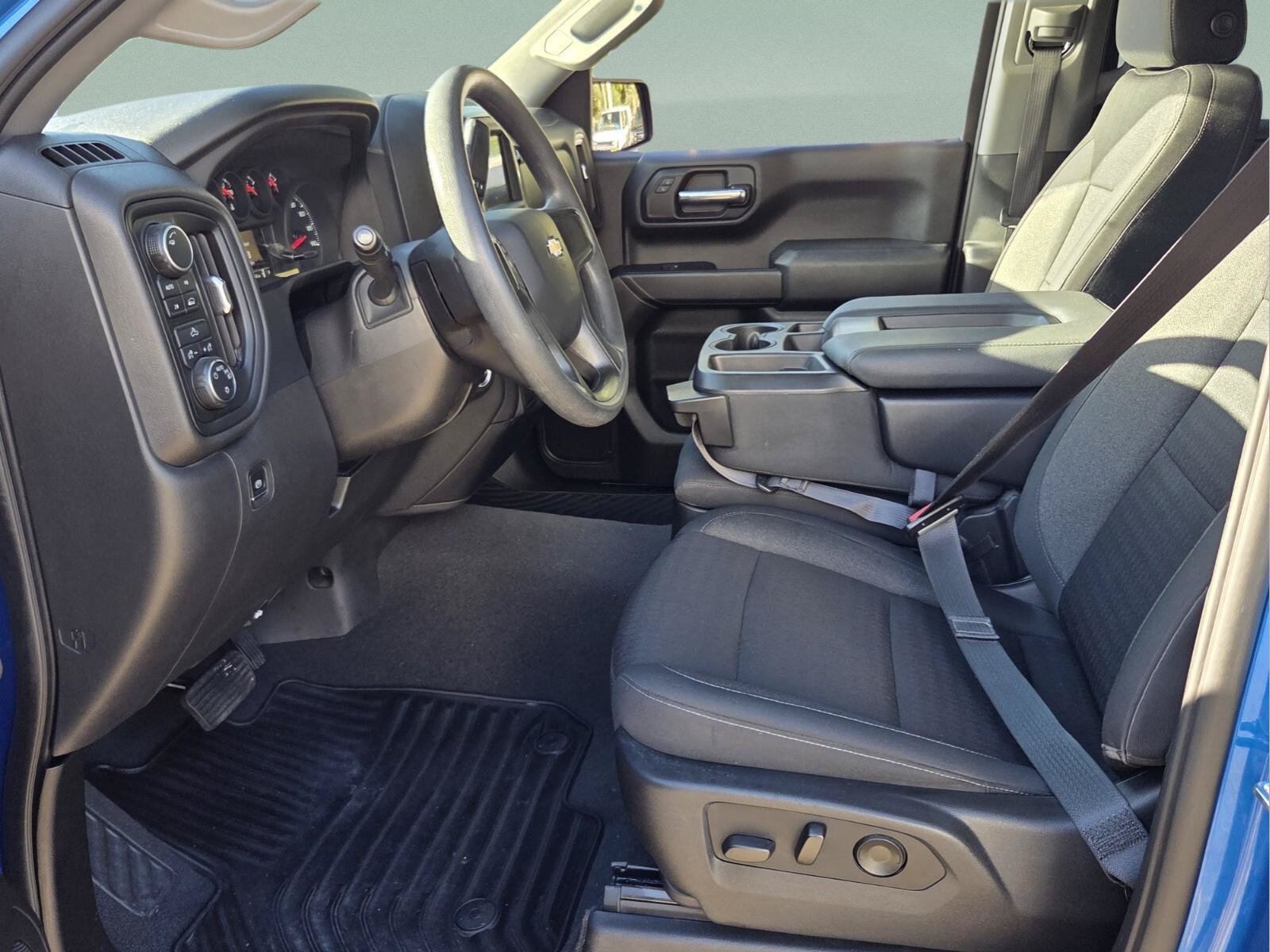 Used 2022 Chevrolet Silverado 1500 Custom AWD/4WD image 11