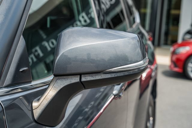 Used 2020 Toyota Highlander XLE AWD/4WD image 14