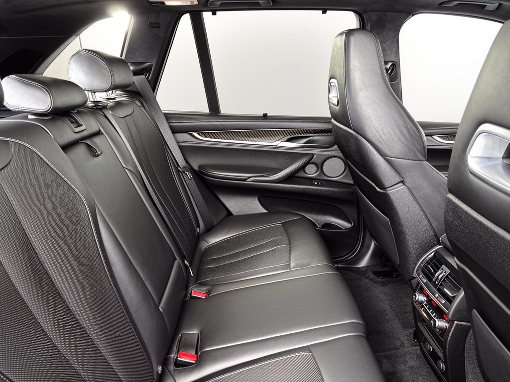 Used 2017 BMW X5 M AWD/4WD image 29