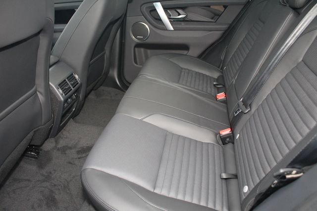 New 2025 Land Rover Discovery Sport S image 5