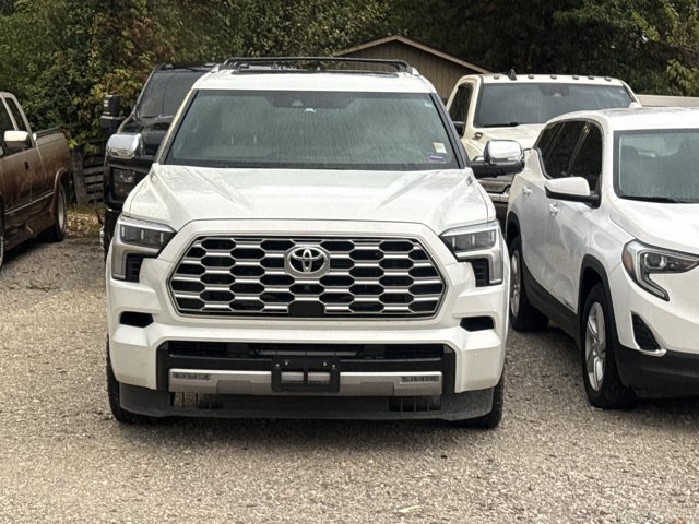 Used 2025 Toyota Sequoia Capstone AWD/4WD image 2