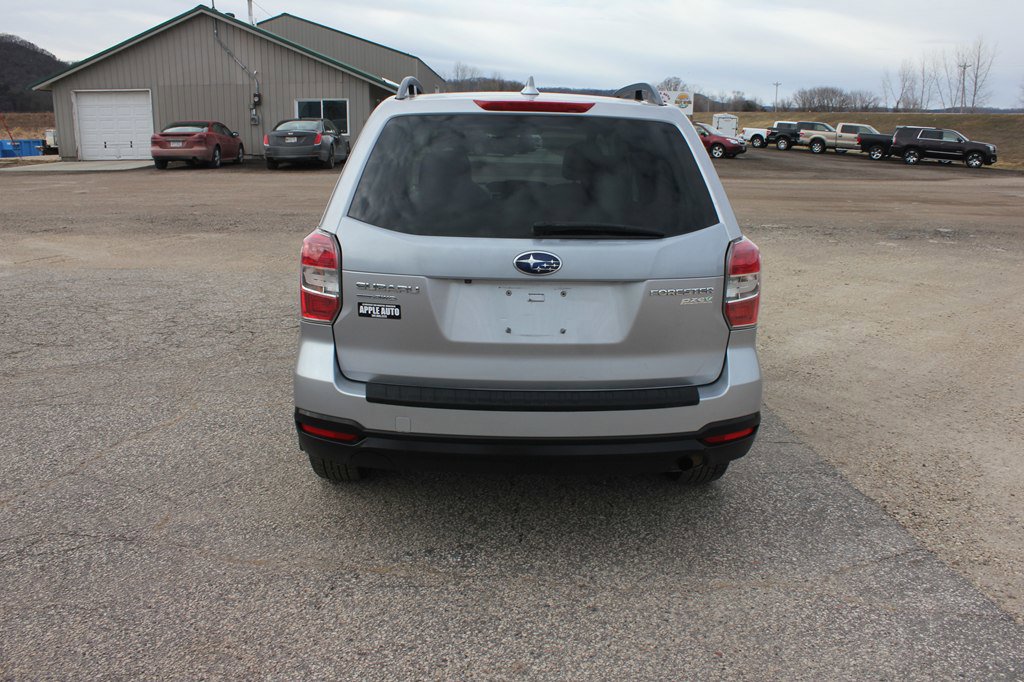 Used 2016 Subaru Forester 2.5i Premium w/ All-Weather Package AWD/4WD image 7