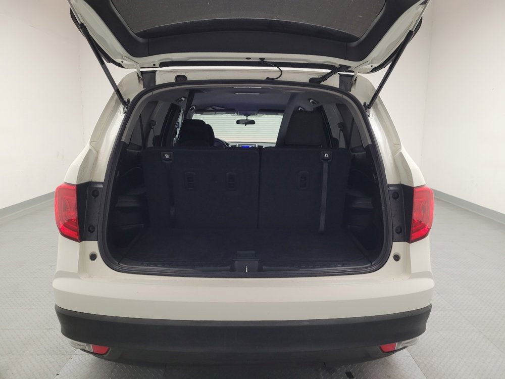 Used 2018 Honda Pilot LX image 29
