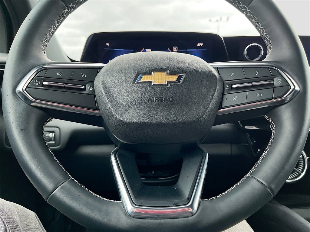 Used 2024 Chevrolet Blazer EV LT image 11