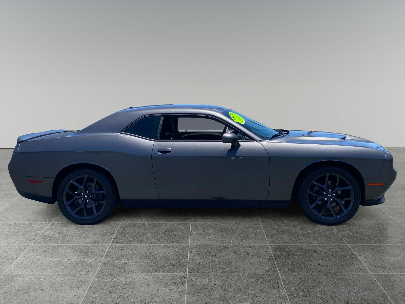 Used 2019 Dodge Challenger SXT w/ Blacktop Package RWD image 6