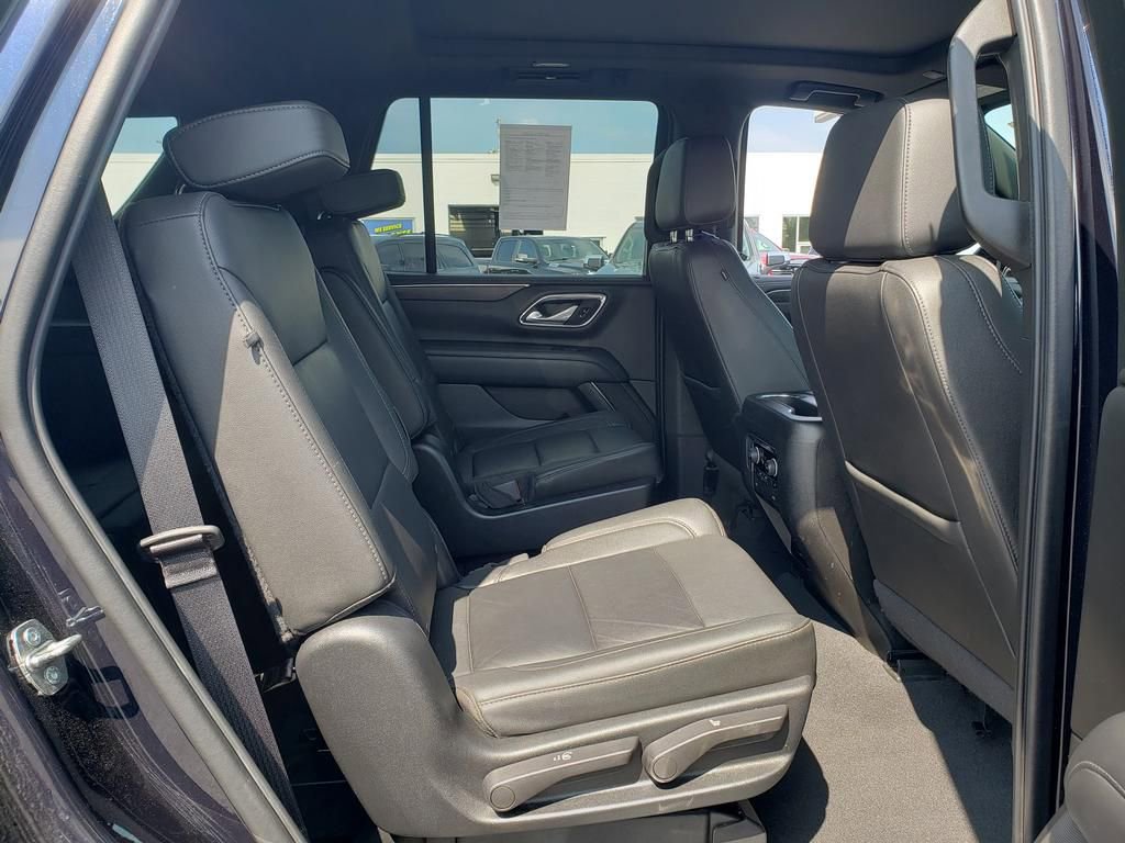 Used 2022 Chevrolet Tahoe LT w/ LT Signature Package image 21