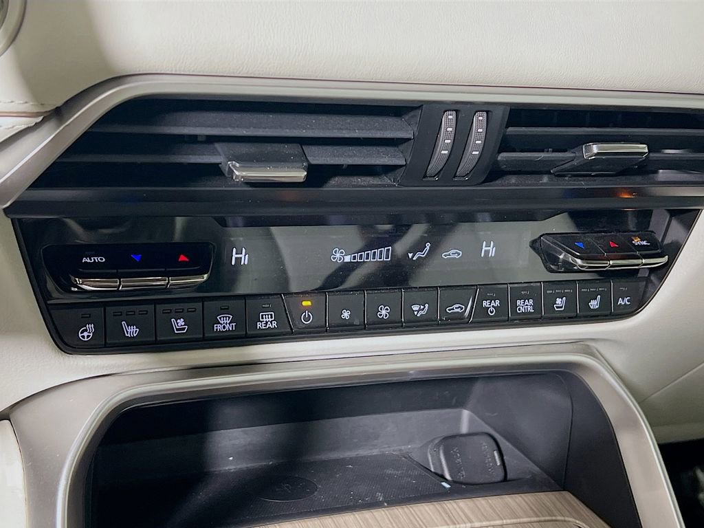 Used 2024 MAZDA CX-90 Plug-In Hybrid w/ Premium Plus AWD/4WD image 14