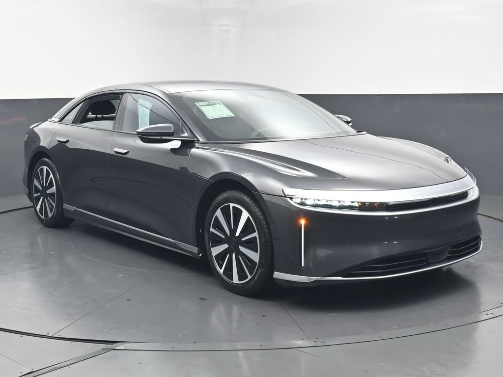 Used 2024 Lucid Air Pure RWD image 2