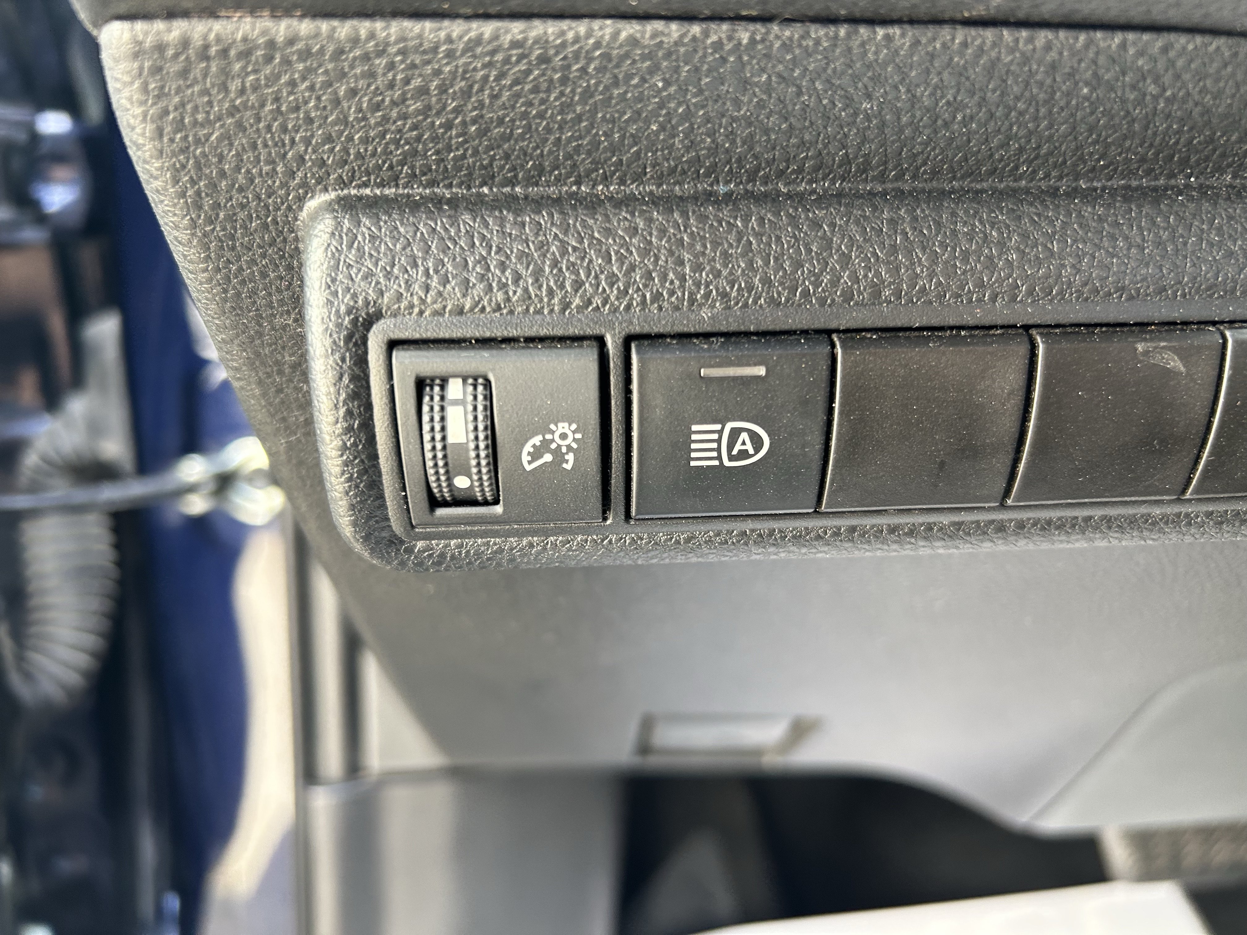 Certified 2023 Toyota Corolla LE FWD image 15