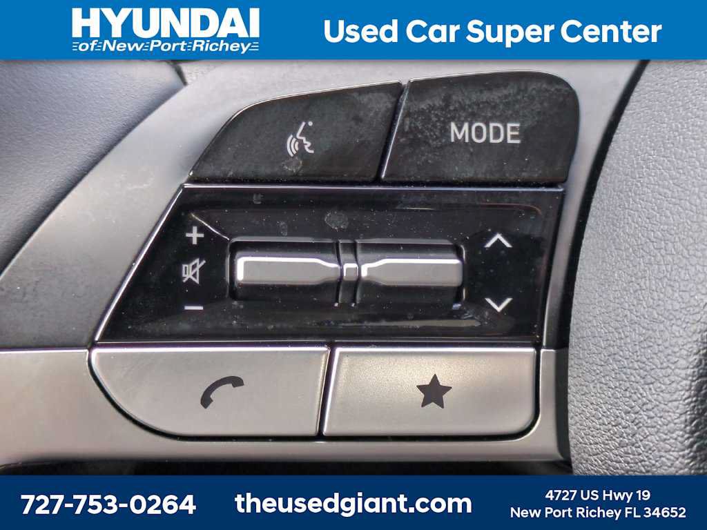 Certified 2025 Hyundai Elantra SEL FWD image 27